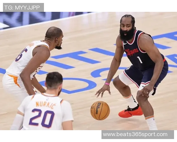 三球未来去向分析快船或拼首轮选秀开拓者互换潜力火箭用老范平衡阵容