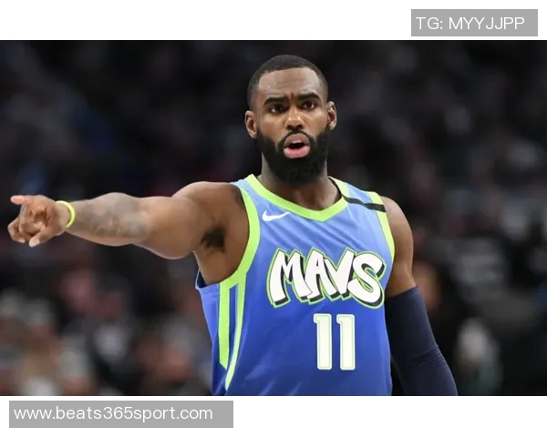 小哈达威神勇表现半场轰下17分其中次节独得12分三分球频频命中